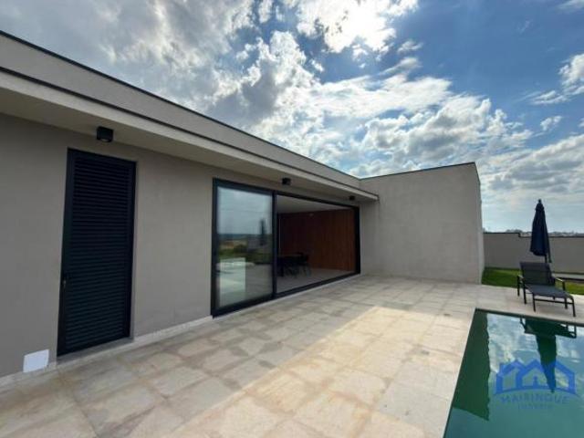 Casa com 4 Quartos e 6 banheiros à Venda, 800 m² por R$ 3.490.000 Cód. ch2656