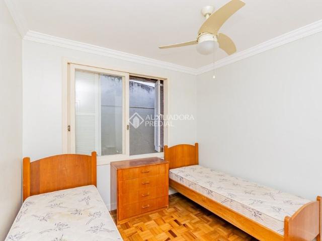 Casa com 4 quartos e 141m² para alugar em Sarandi, Porto Alegre