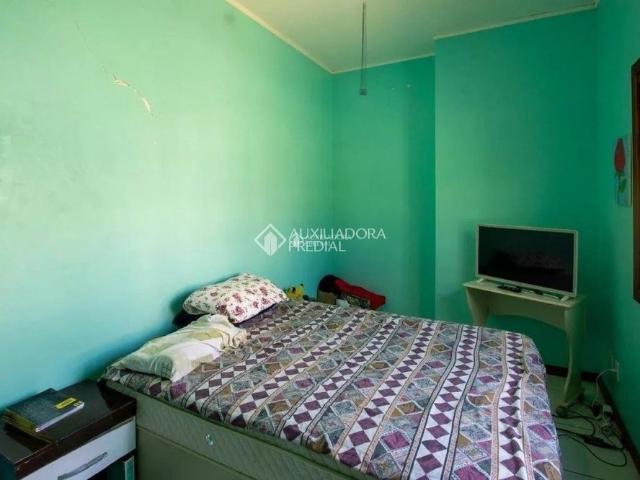Casa com 4 quartos e 158m² para alugar em Azenha, Porto Alegre