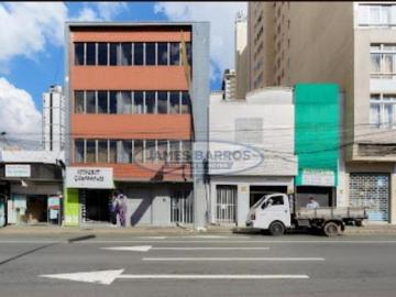 Casa com 4 quartos e 173 m² à venda no Centro