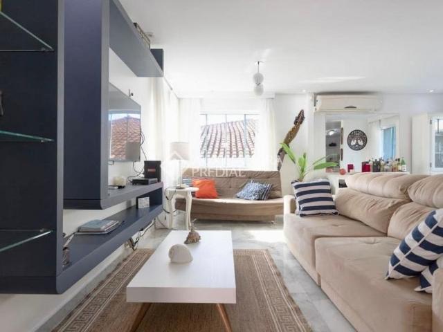 Casa com 4 quartos e 220m² para alugar em Ingleses do Rio Vermelho, Florianópolis