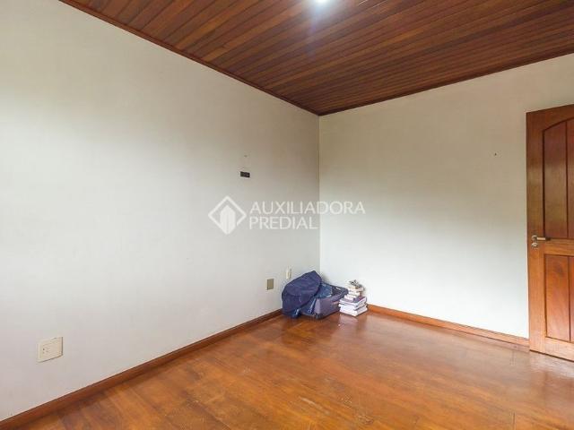 Casa com 4 quartos e 237m² para alugar em Parque Santa Fé, Porto Alegre