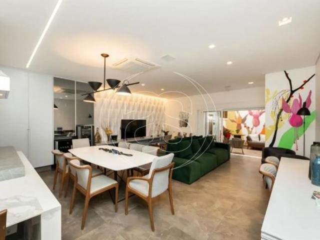 Casa com 4 quartos e 256 m² à venda, Saúde