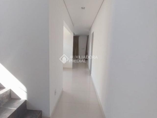 Casa com 4 quartos e 270m² para alugar em Trindade, Florianópolis