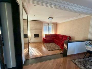 Casa com 5 quartos em Quitandinha