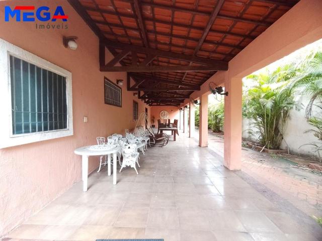 Casa com 4 quartos no bairro Parque Araxá em Fortaleza, CE