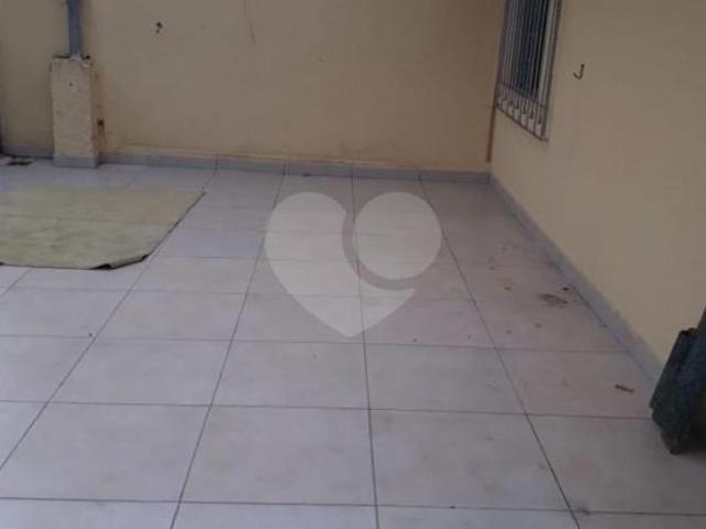 Casa com 4 quartos na BRASILÂNDIA