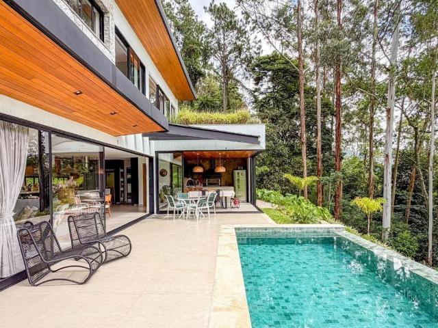 Casa Com 4 Quartos Na Fazenda Marambaia, Petrópolis