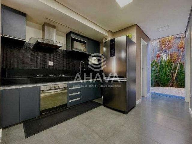 Casa com 4 Quartos sendo 1 Suíte à Venda, 360m², Vila Clóris