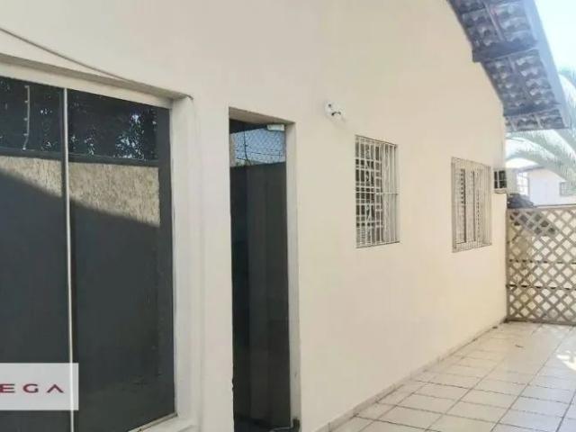 Casa com 4 Quartos para venda ou aluguel, 253m² Parque Industrial
