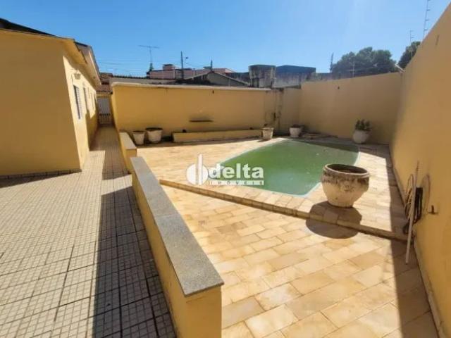 Casa com 4 Quartos para alugar, 200m² Presidente Roosevelt