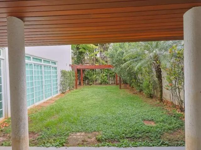 Casa com 4 Quartos para alugar, 450m² Belvedere