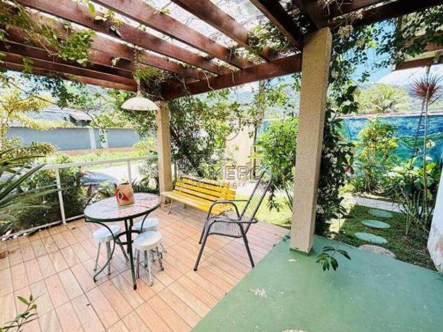 Casa com 4 quartos, Praia da Lagoinha, Ubatuba R$ 1.8 mi, Cod: 2851