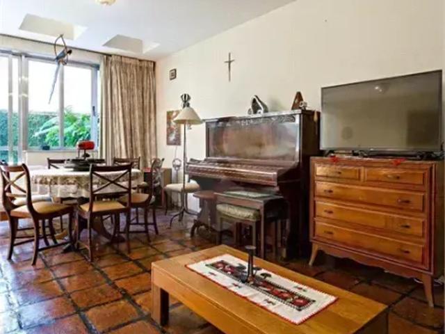 Casa com 4 quartos à venda em Santo amaro SP