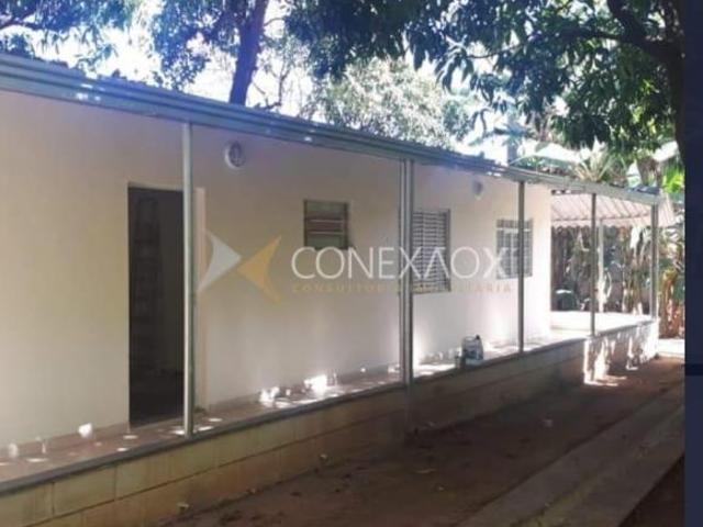 Casa com 4 residências e amplo terreno à venda em Paulínia/SP