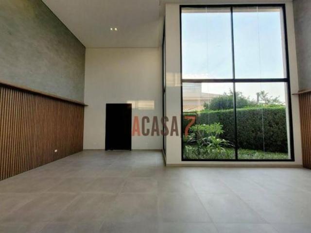 Casa com 4 suítes à venda Condomínio Lago Azul Araçoiaba da Serra/SP