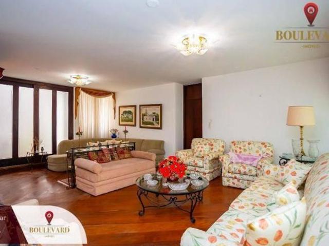 Casa com 4 suítes à venda, 498 m² por R$ 4.990.000 Centro Cívico Curitiba/PR