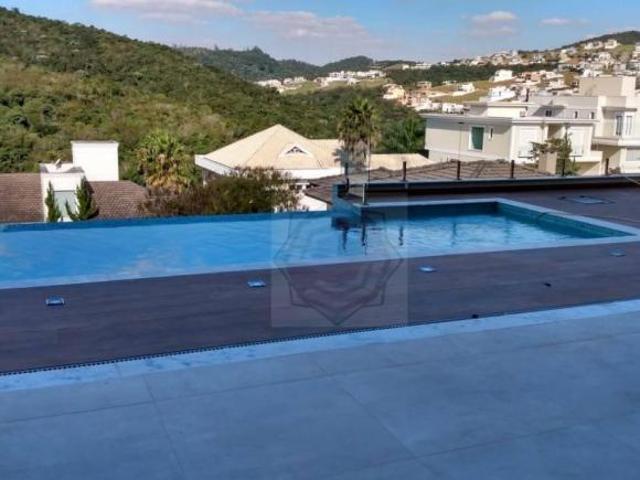 Casa com 4 suítes à venda, 410 m² por R$ 3.200.000
