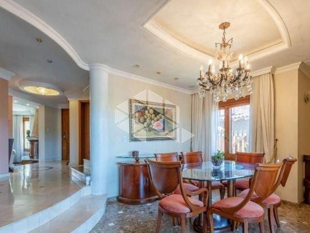 Casa com 4 suítes, no Bairro Vila Assunção, Porto Alegre