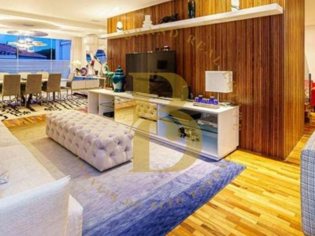 Casa com 500 m², 3 suítes à venda no bairro Pacaembu