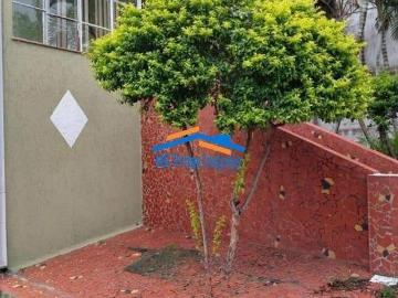Casa com 500m² de Terreno