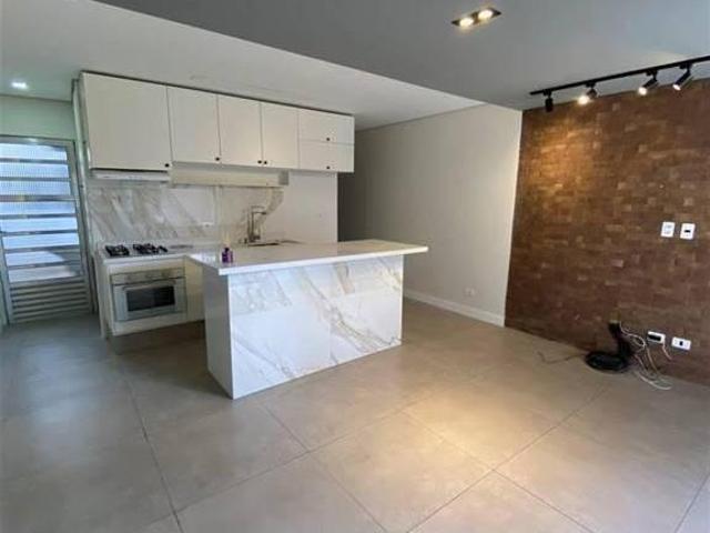 CASA COM 51,39 m² AVIAÇÃO PRAIA GRANDE SP