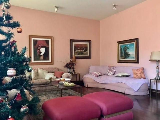 Casa com 550m² em terreno de 1090m² Santa Tereza Belo Horizonte MG