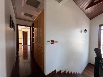 Casa com 5 dormitórios para alugar, 310 m² por R$ 8.700/mês