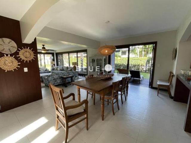 Casa com 5 dormitórios na Praia Grande em Torres RS