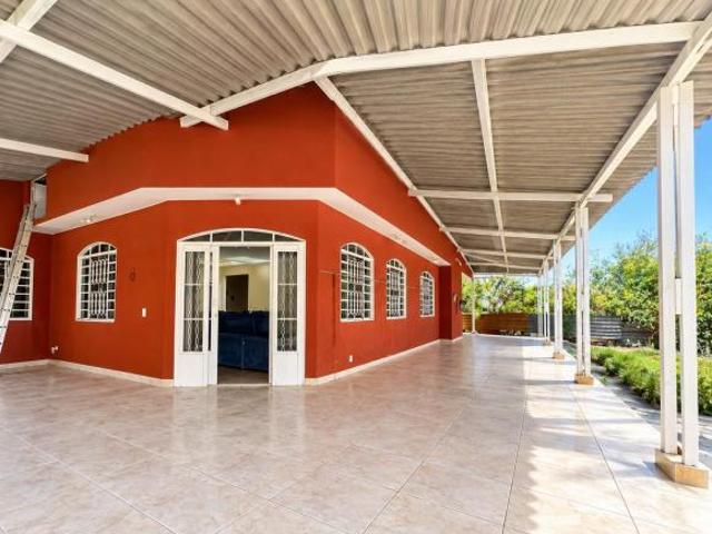 Casa com 5 dormitórios à venda, 1400 m² por R$ 1.290.000 Riacho Fundo/DF