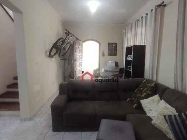 Casa com 5 dormitórios à venda, 200 m² Jardim Portugal São José dos Campos/SP