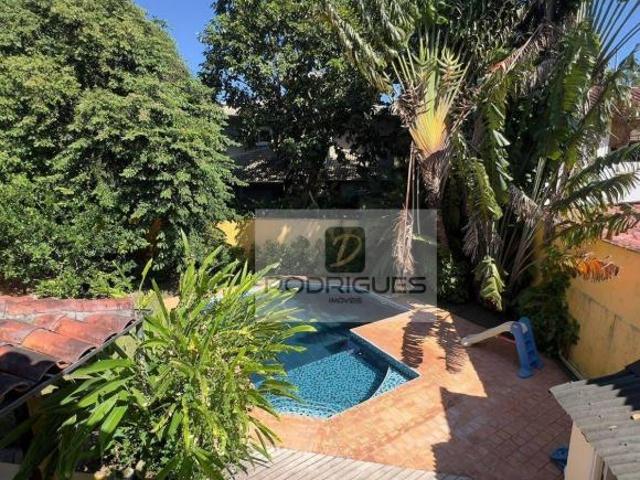Casa com 5 dormitórios à venda, 265 m² por R$ 2.800.000 T Pequeno São Sebastião/SP