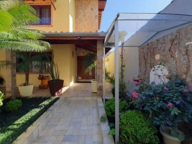 Casa com 5 dormitórios à venda, 368 m² por R$ 1.750.000,00 Angra de São Francisco São Sebastião/