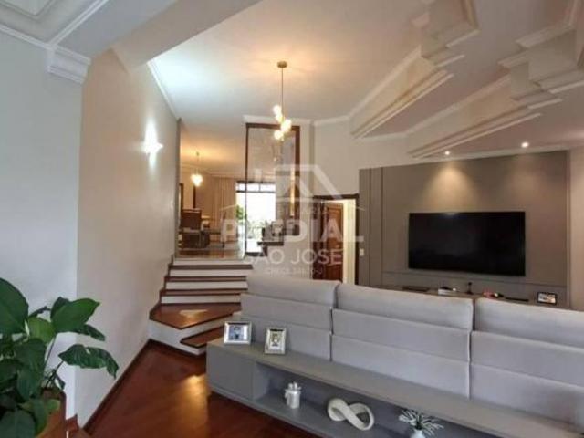 Casa com 5 dormitórios à venda, 470 m² Jardim Aquárius São José dos Campos/SP