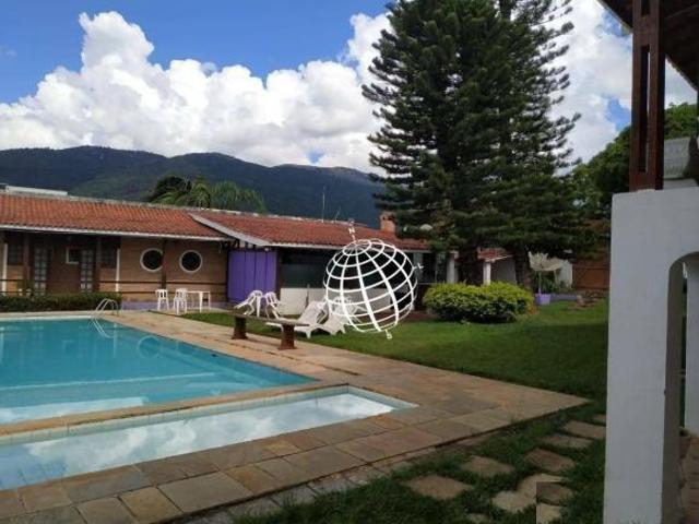 Casa com 5 dormitórios à venda, 550 m² por R$ 2.800.000,00 Jardim Maristela Atibaia/SP