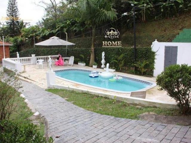 Casa com 5 dormitórios à venda por R$ 1.600.000,00 Condomínio Lagoinha Jacareí/SP