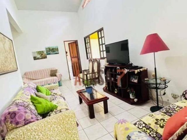 Casa com 5 dormitórios em terreno de mais de 3.000 m² no pé da serra Cambury São Sebastião/SP