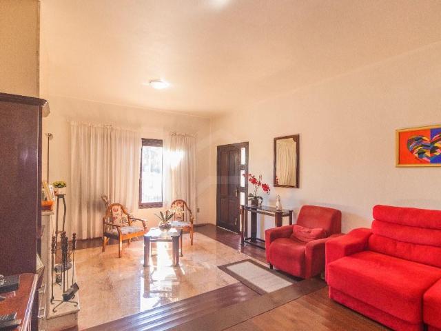 Casa com 5 dormitórios, 290.00m² à venda por R$ 670.000,00 ou para locação por R$ 4.600,00 Cristo Rei São Leopoldo/RS