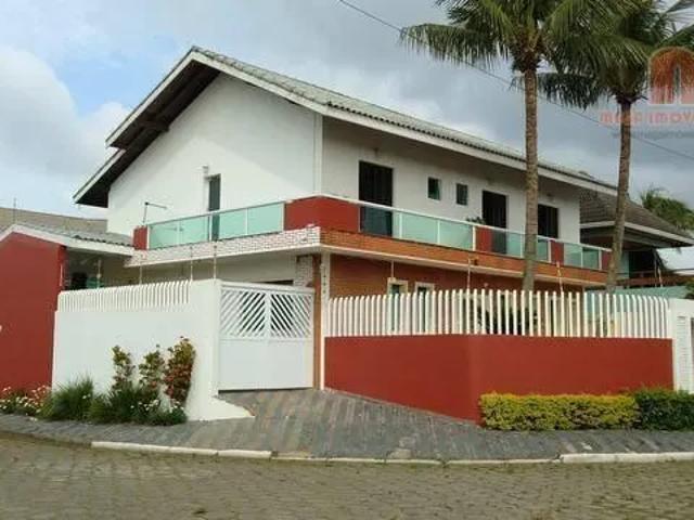 Casa Com 5 Dormitórios, 300 m² Venda por R$1.300.000ou Aluguel por R$8.000,00/mês Balneári