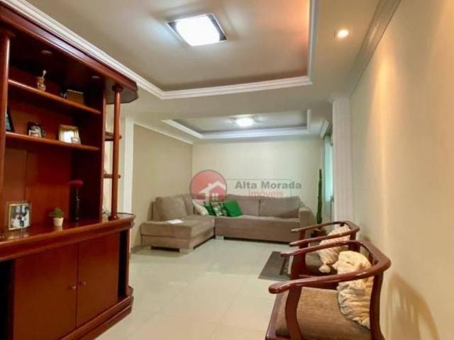 CASA COM 5 QUARTOS, 278 M² A VENDA NO BAIRRO ALIPIO DE MELO