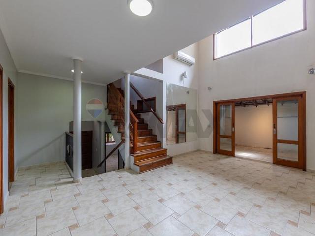 Casa com 5 quartos 2 suítes e área gourmet ampla no Condomínio Bosque de Grevileas Vinhedo SP