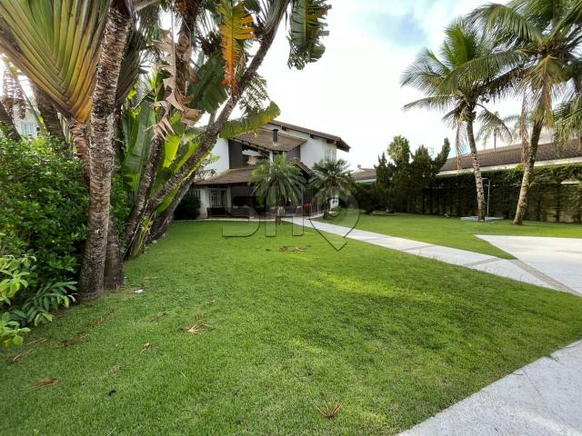Casa com 5 quartos, 400 m², Aluguel por R$ 16.000/Mês Jardim Acapulco Guarujá