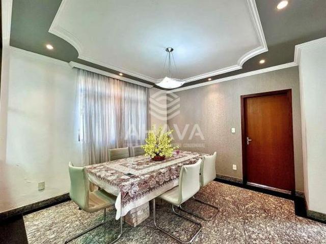 Casa com 5 Quartos à Venda 360m² São João Batista Próximo à Avenida João Samaha