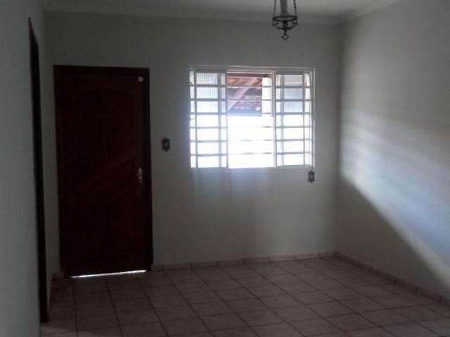 Casa com 5 quartos à venda em Varginha, no bairro Vila Andere I