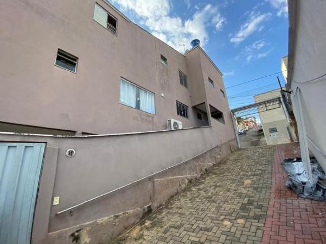 Casa com 5 quartos à venda em Varginha, no bairro Vila Barcelona