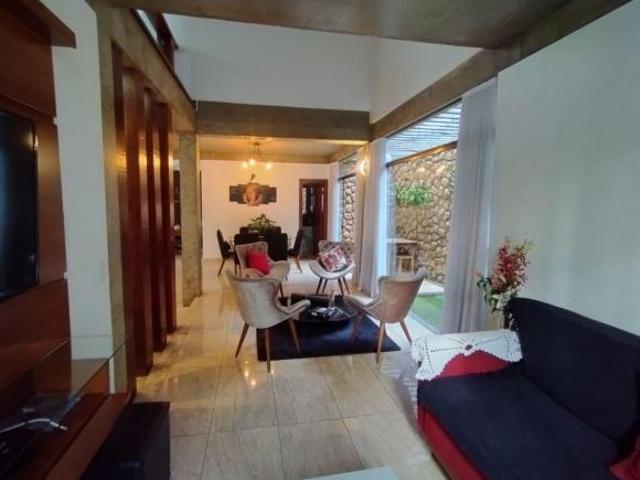 Casa com 5 quartos à venda em Belo Horizonte, no bairro Dona Clara
