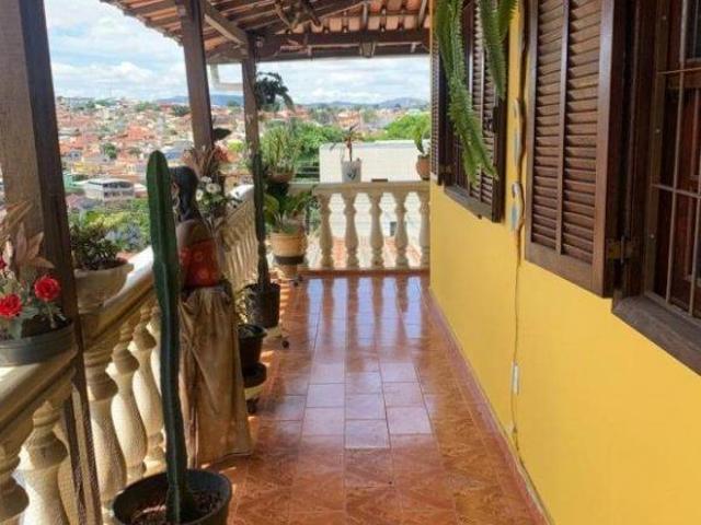 Casa com 5 quartos à venda em Belo Horizonte, no bairro Lindéia