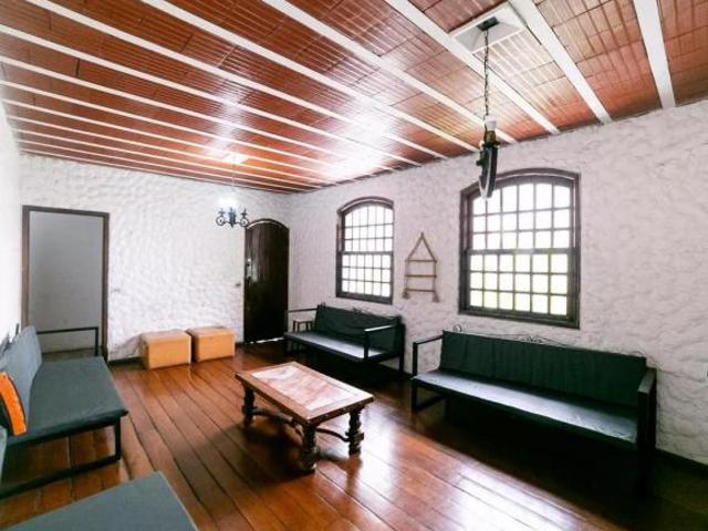 Casa com 5 quartos à venda em Belo Horizonte, no bairro São Lucas