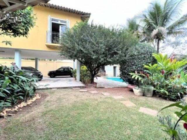 Casa com 5 quartos à venda em Belo Horizonte, no bairro São Luiz