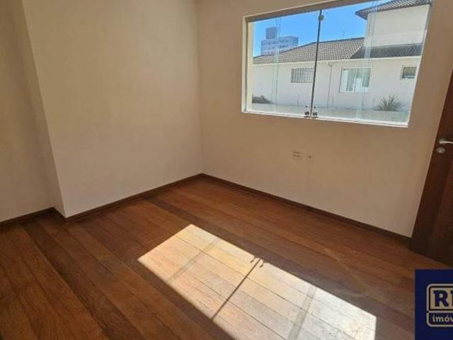 Casa com 5 quartos à venda em Belo Horizonte, no bairro Santa Lúcia